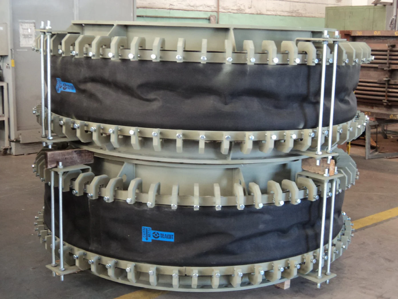 RIIFS fabric expansion joints for industrial service
